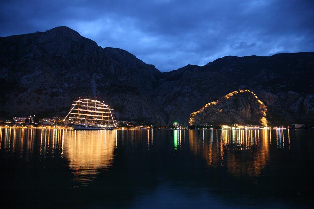 Guest House Forza Lux Kotor Zewnętrze zdjęcie